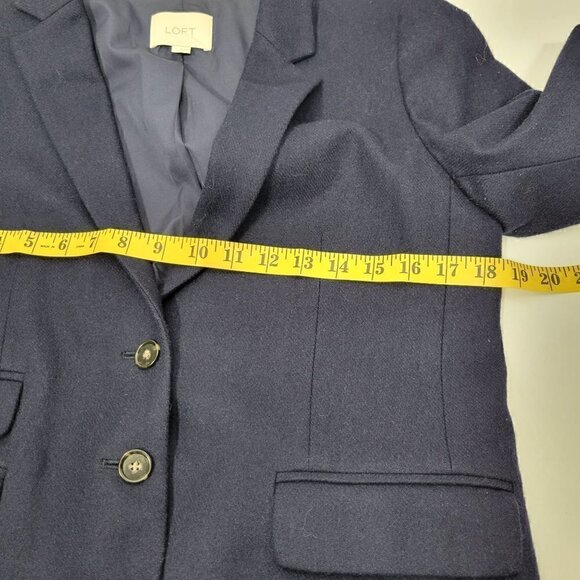 Loft Women's Navy 53% Wool Blend Elbow Patches Academia Style Blazer Size 6 - Picture 13 of 13